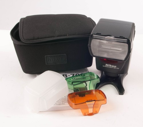 Nikon sb700 flash - for,